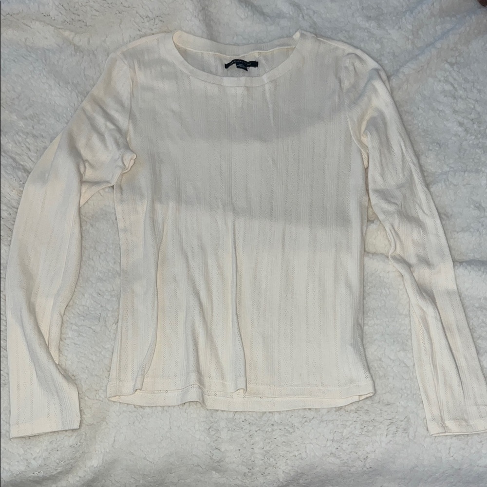 American Eagle Outfitters Cream Long Sleeve Tee